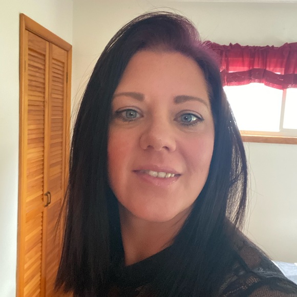 Meet your Posher, Amber - Picture 1 of 1